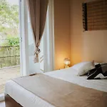 Naest - Authentic Escapes Grand House