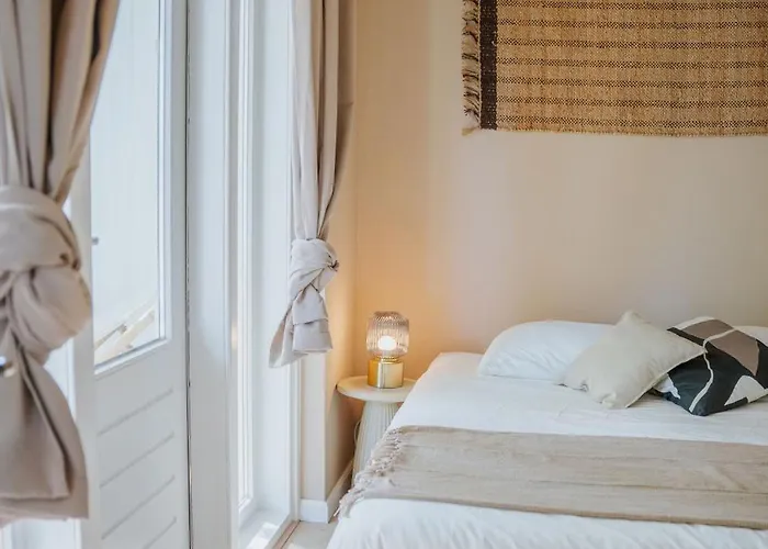 Naest - Authentic Escapes Grand House